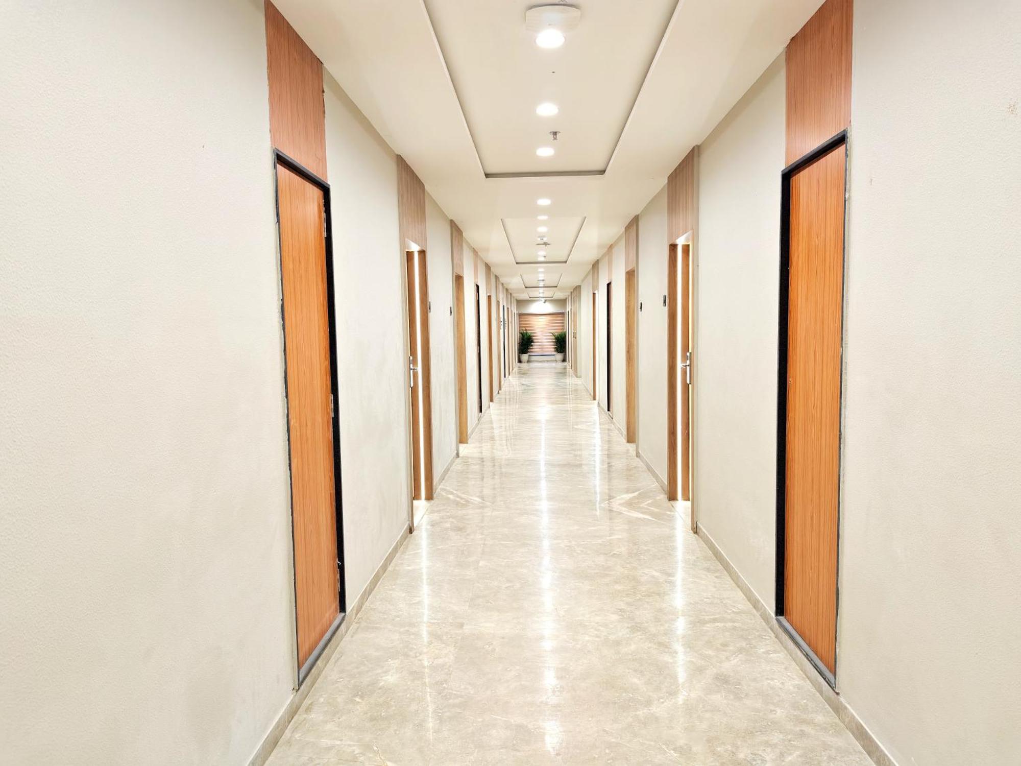 The Sky Imperial Hotel Kailash Jamnagar Ngoại thất bức ảnh