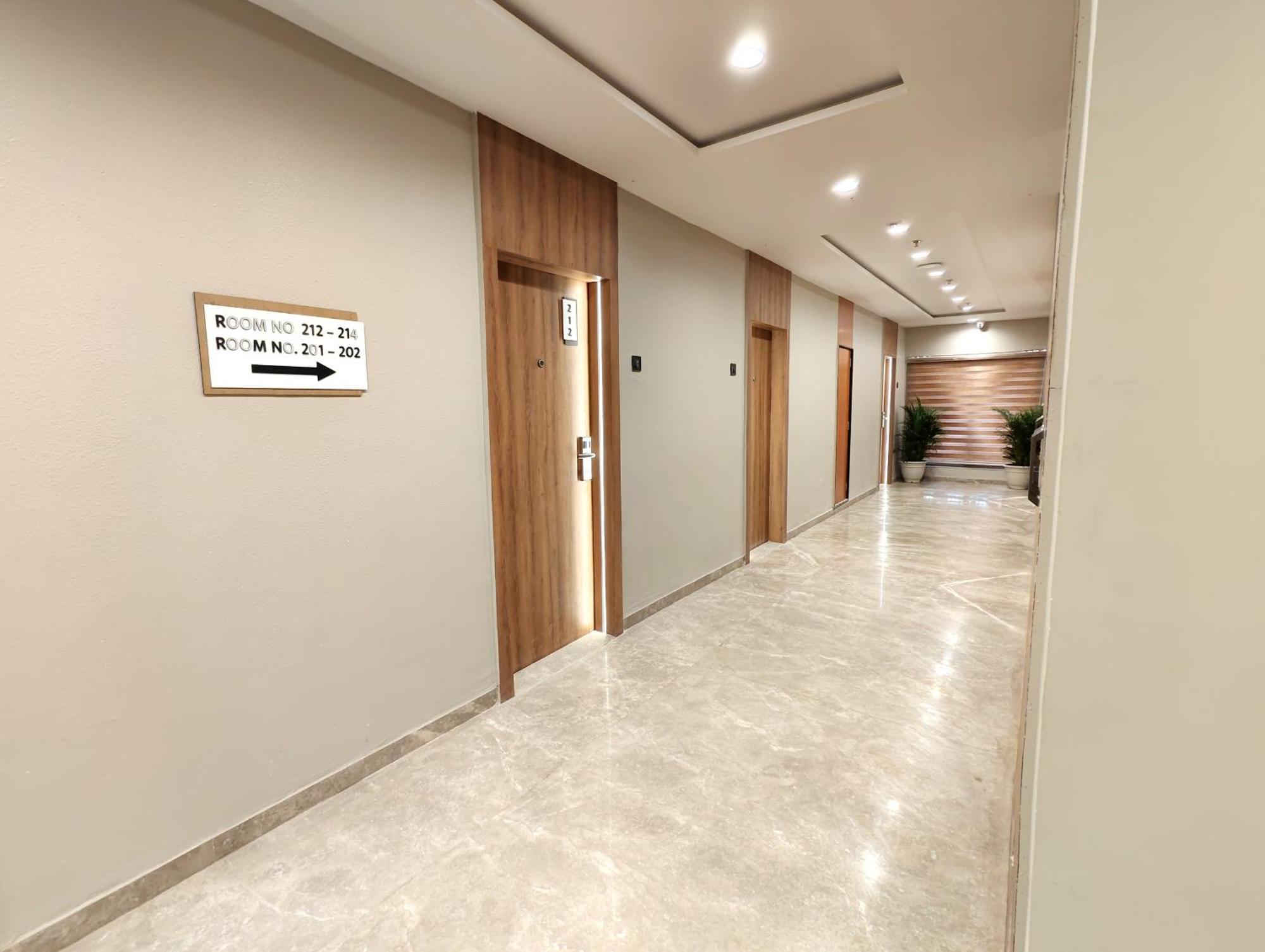 The Sky Imperial Hotel Kailash Jamnagar Ngoại thất bức ảnh