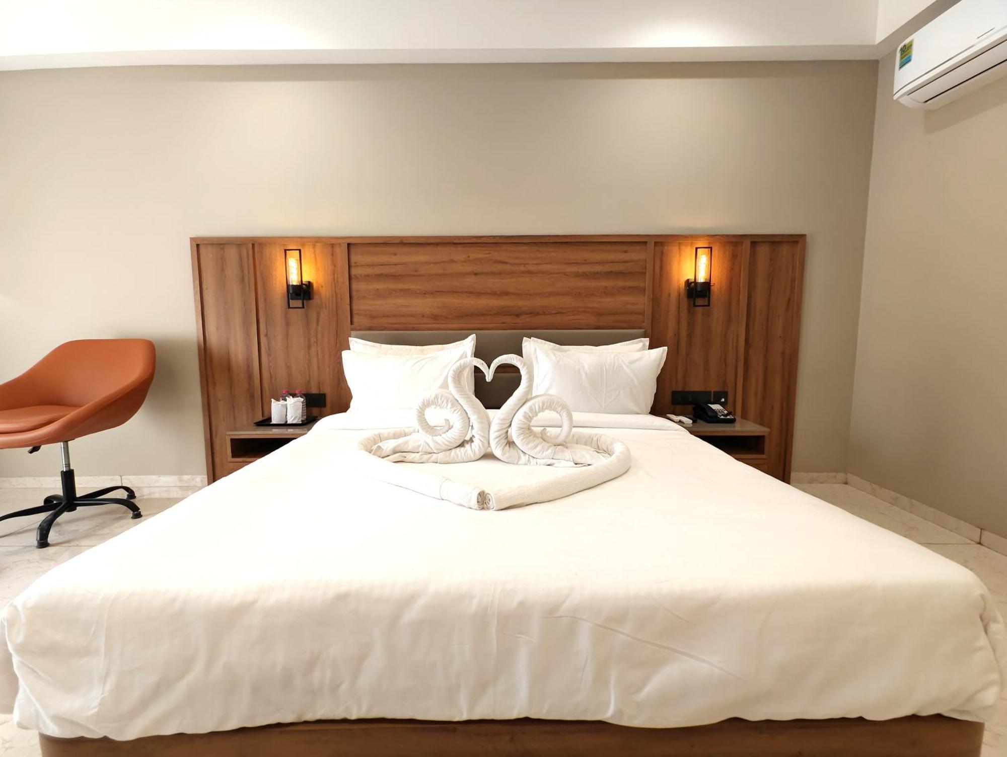 The Sky Imperial Hotel Kailash Jamnagar Ngoại thất bức ảnh