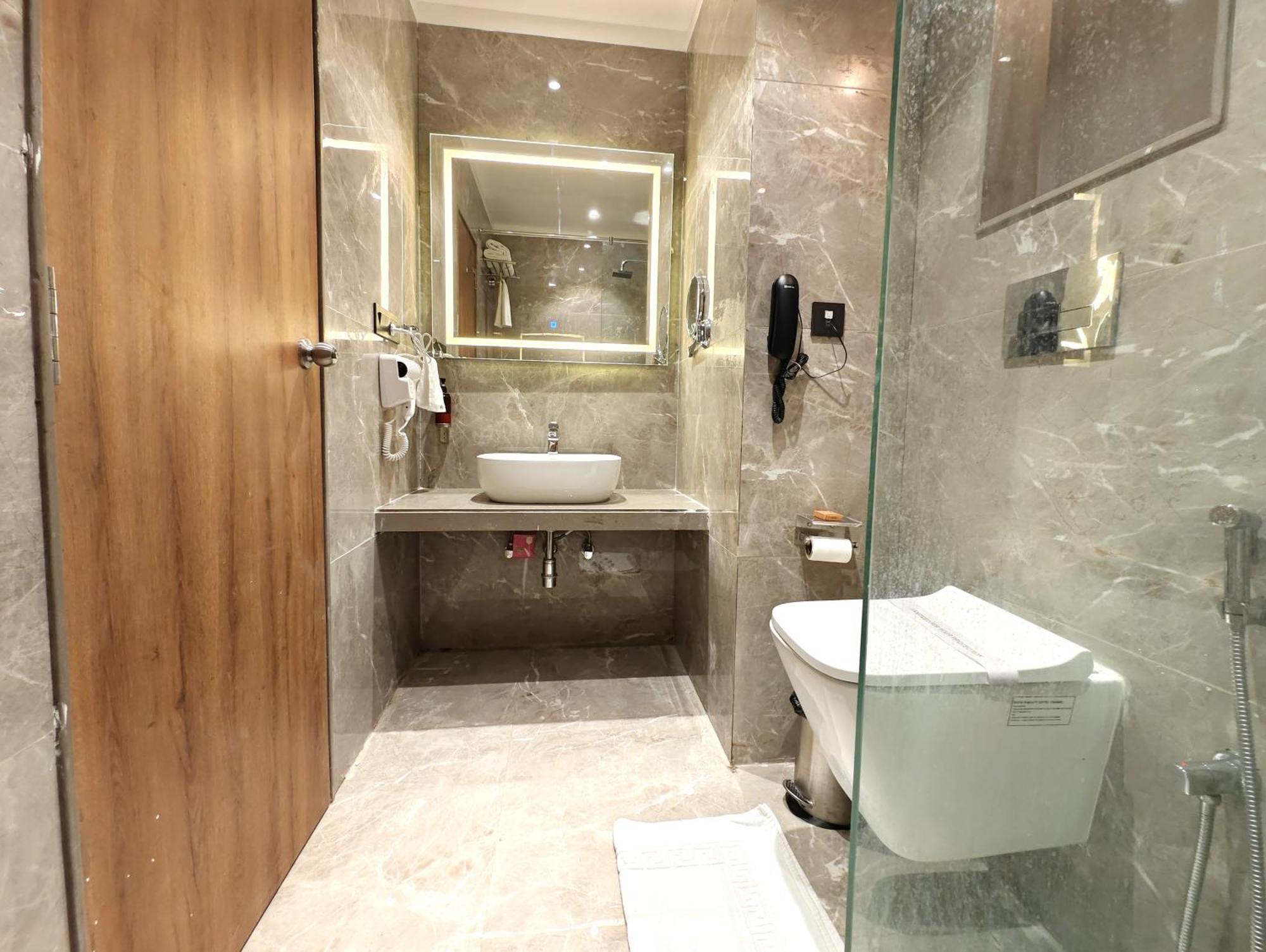 The Sky Imperial Hotel Kailash Jamnagar Ngoại thất bức ảnh